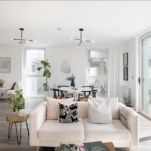 Scandi Style Flat In With Private Terrace Apartment London